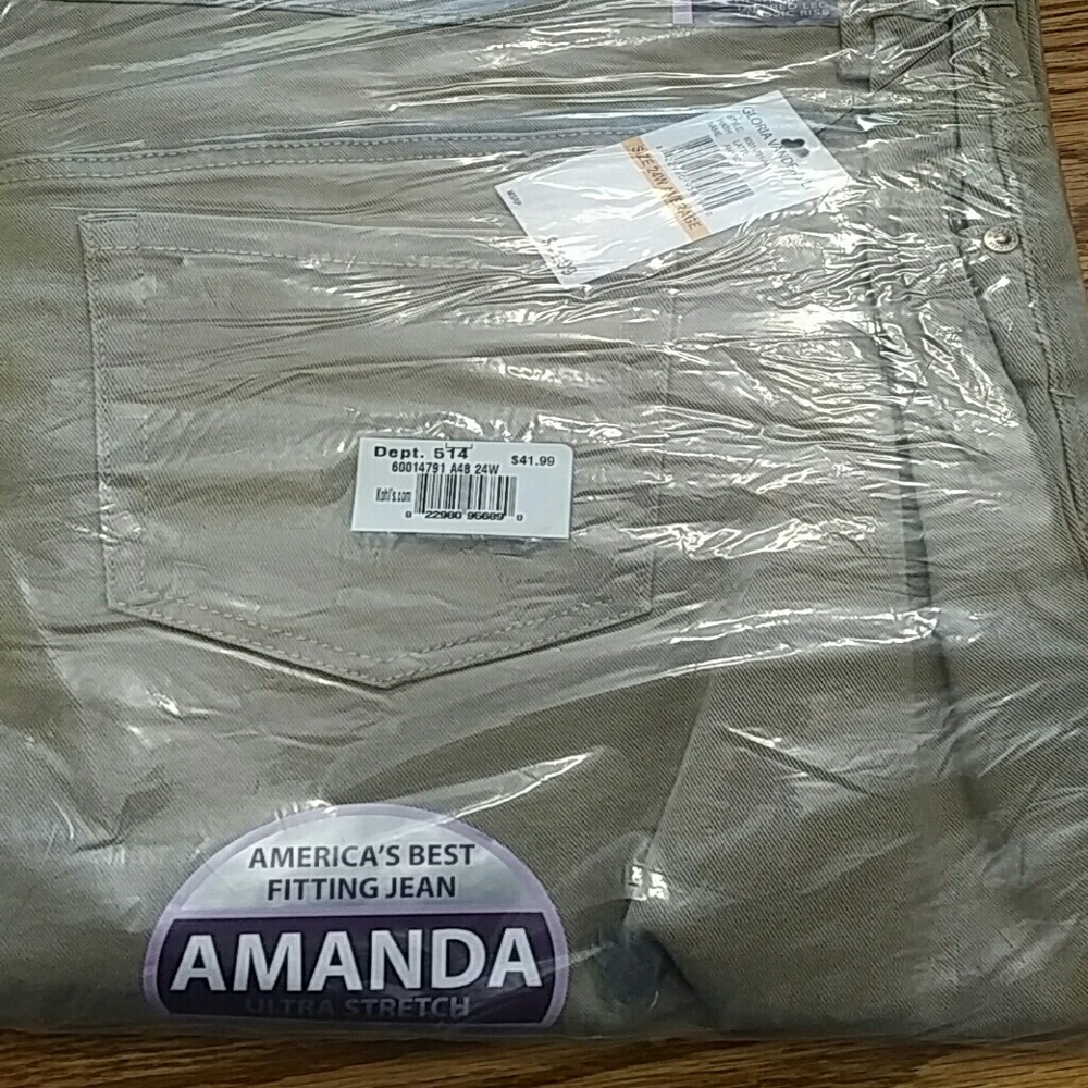 Gloria Vanderbilt Tan/Khaki 24W NWT